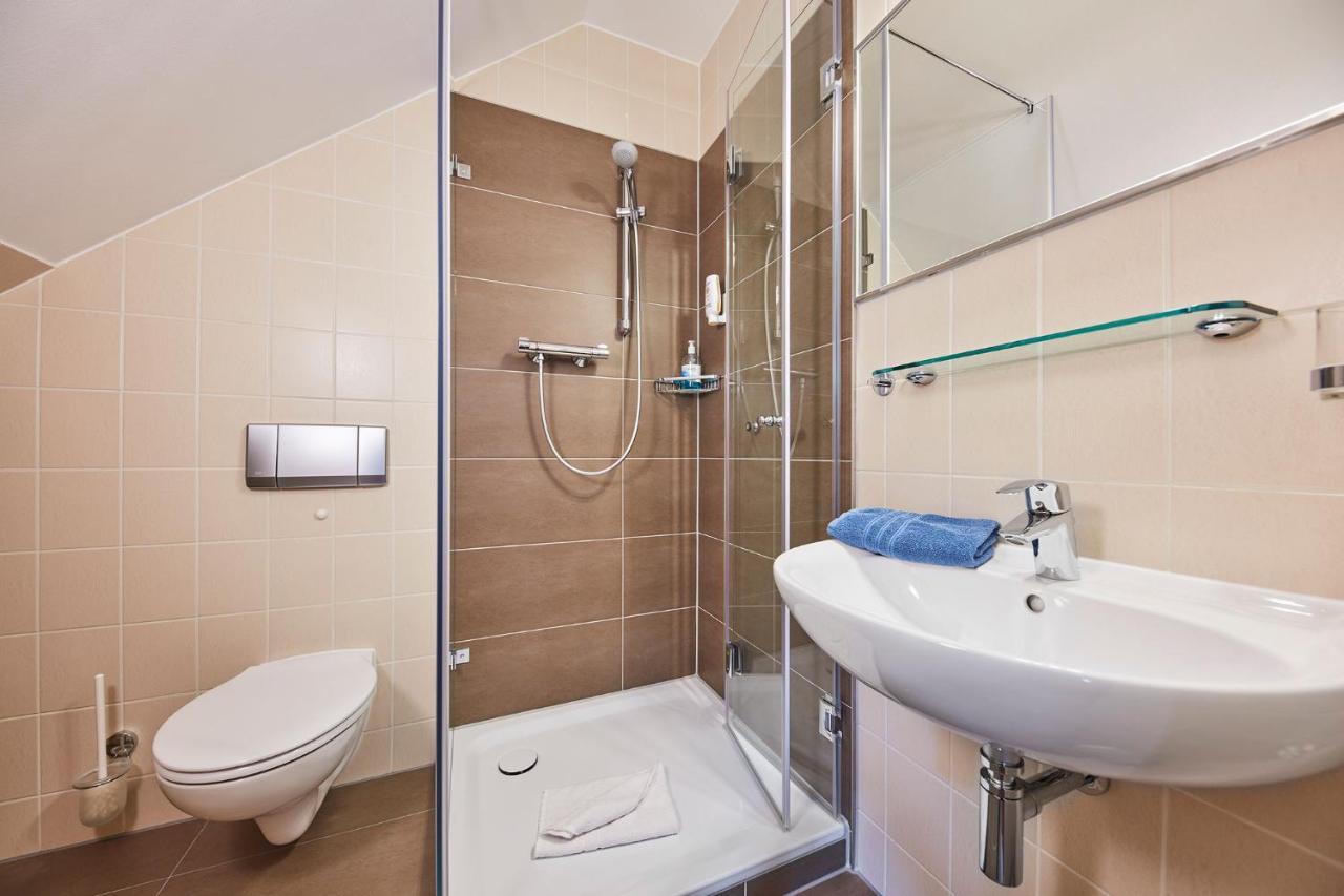 Hotel Garni Sonnenhof Reichenberg  Extérieur photo