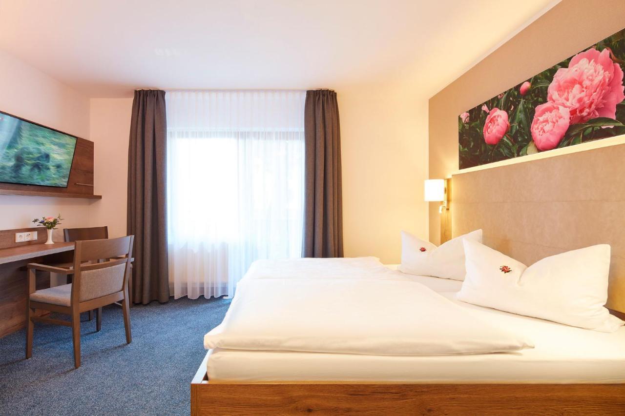 Hotel Garni Sonnenhof Reichenberg  Extérieur photo
