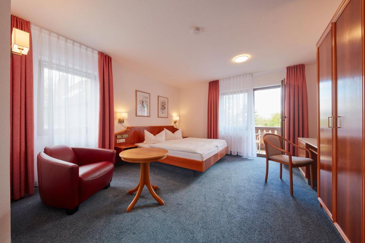 Hotel Garni Sonnenhof Reichenberg  Extérieur photo