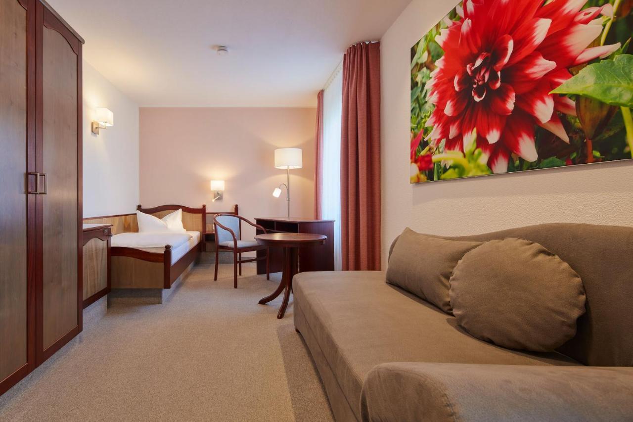 Hotel Garni Sonnenhof Reichenberg  Extérieur photo