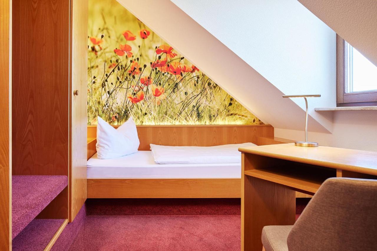 Hotel Garni Sonnenhof Reichenberg  Extérieur photo