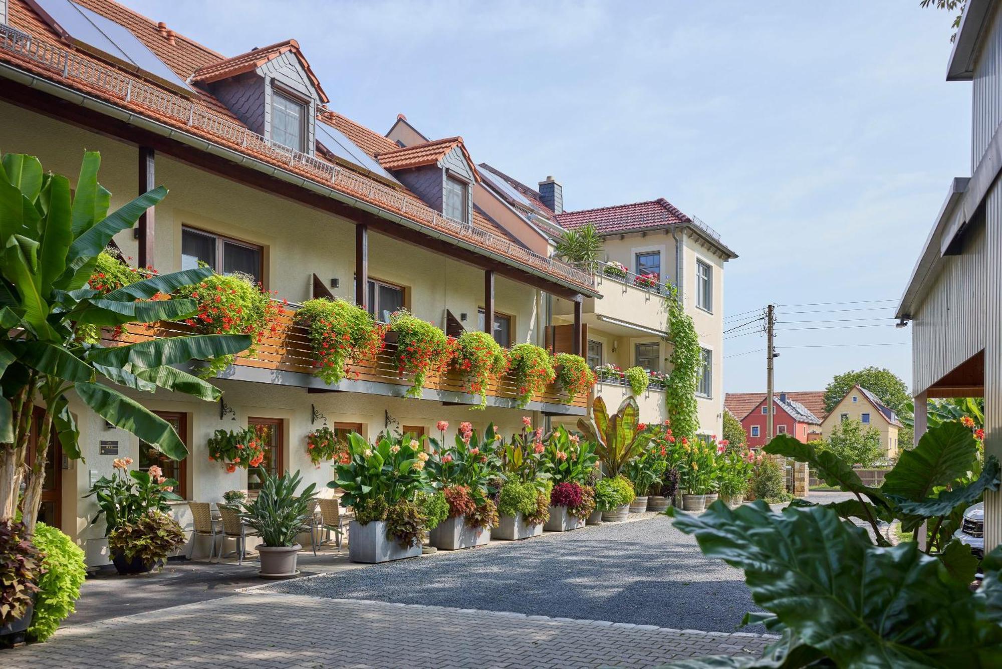 Hotel Garni Sonnenhof Reichenberg  Extérieur photo