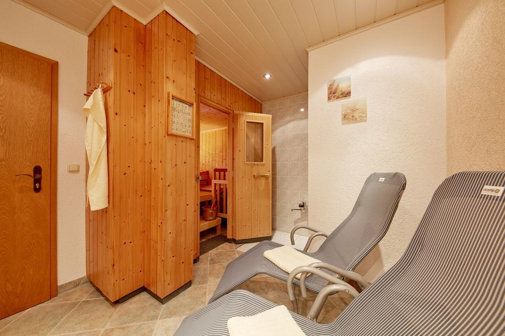 Hotel Garni Sonnenhof Reichenberg  Extérieur photo