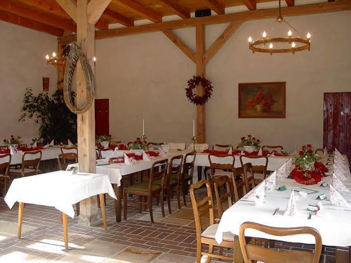 Hotel Garni Sonnenhof Reichenberg  Extérieur photo