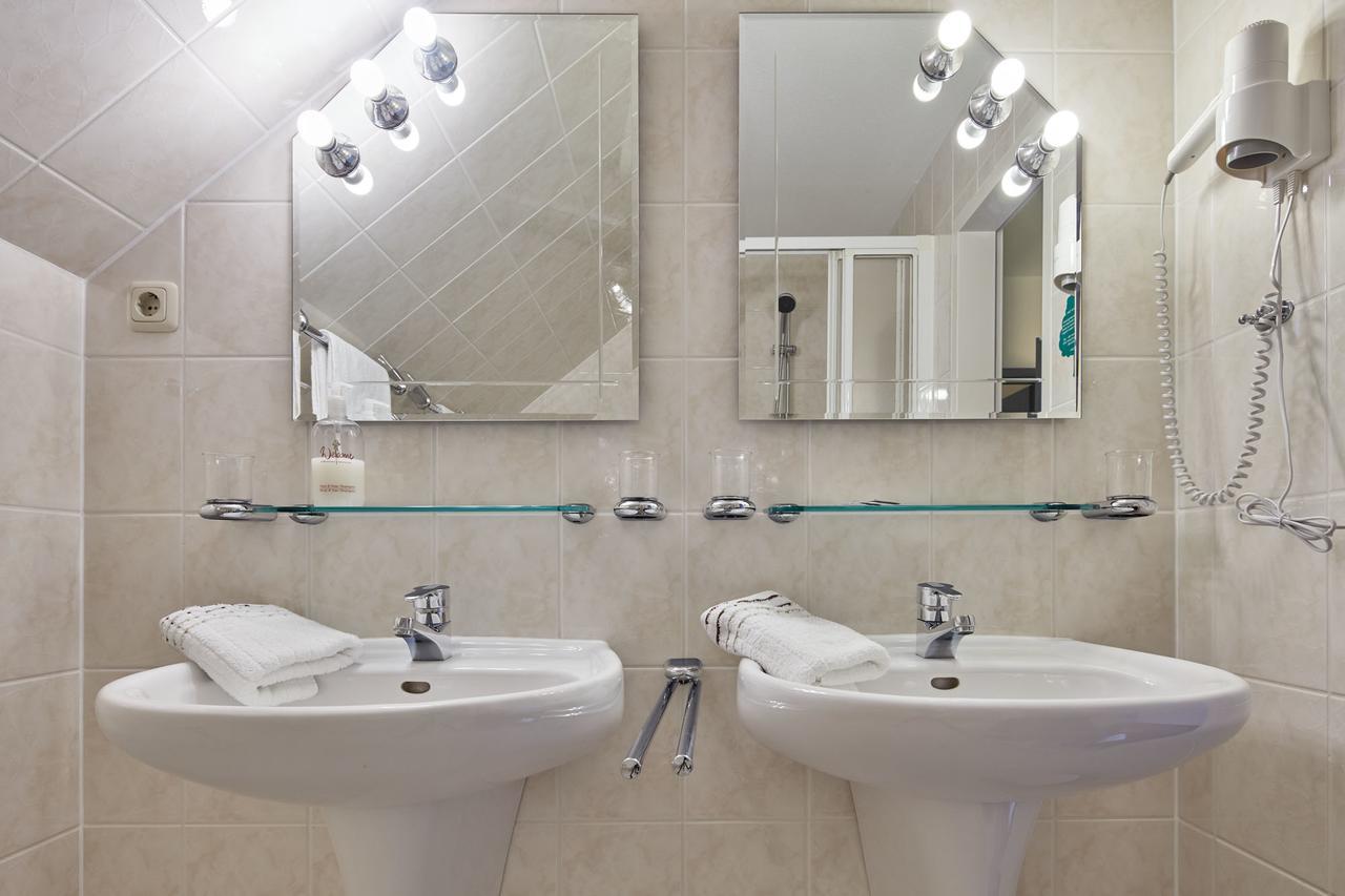 Hotel Garni Sonnenhof Reichenberg  Extérieur photo
